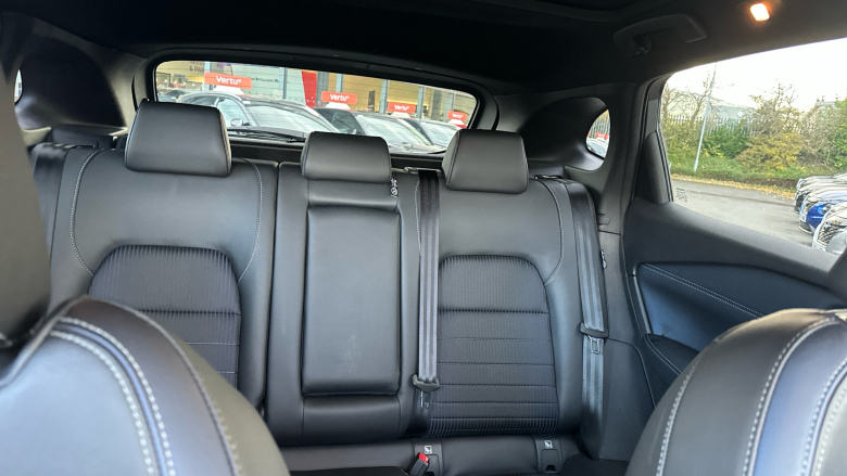 Nissan Qashqai 1.3 DiG-T MH Tekna 5dr Petrol Hatchback